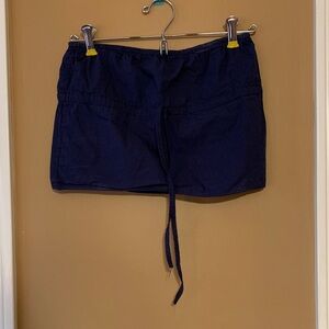 Edikted Navy Blue Women's Crop Top